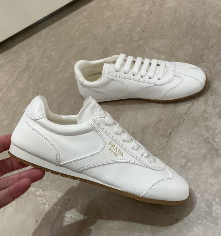 Кроссовки смотреть фото