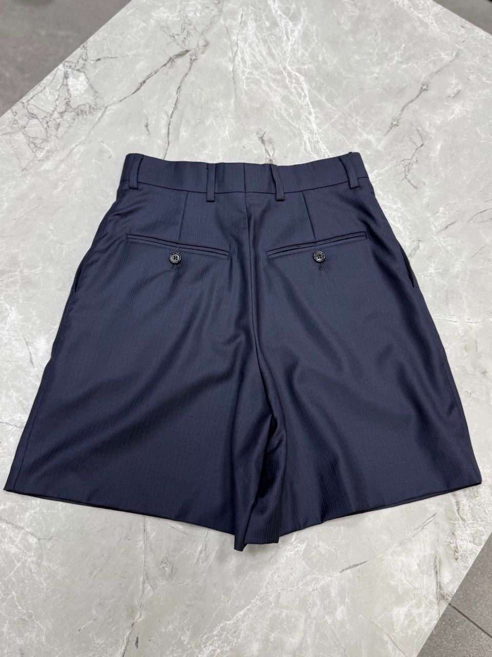 Шорты Celine смотреть фото