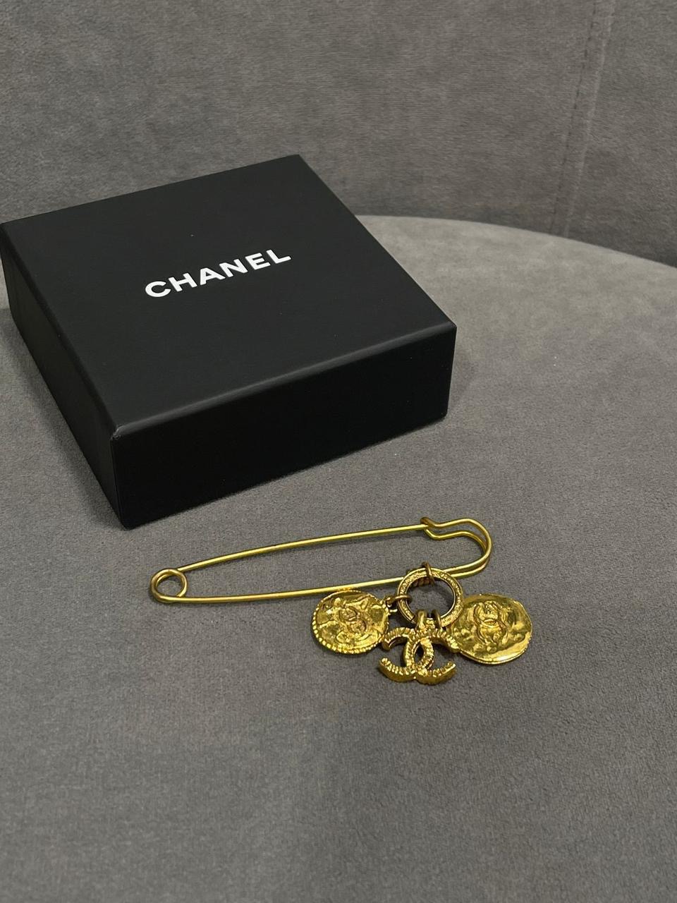 Булавка смотреть фото