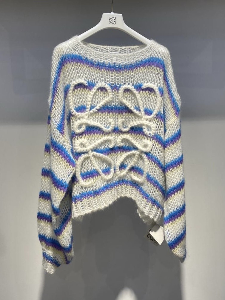 Кофта Loewe смотреть фото