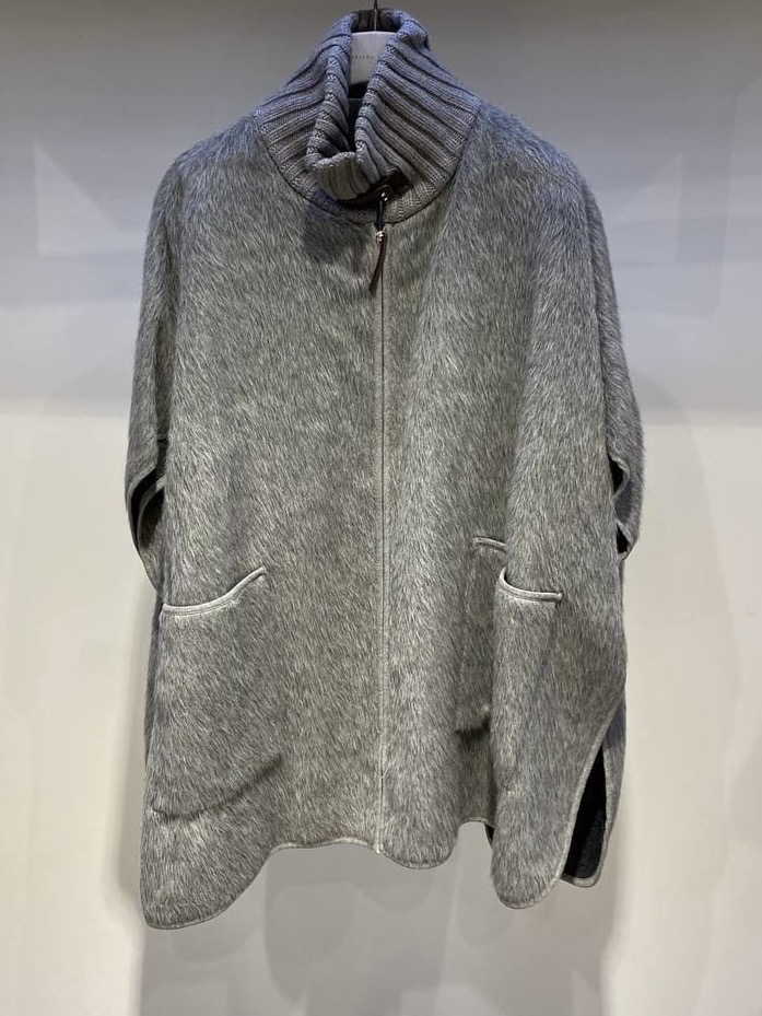 Пончо Fabiana Filippi смотреть фото