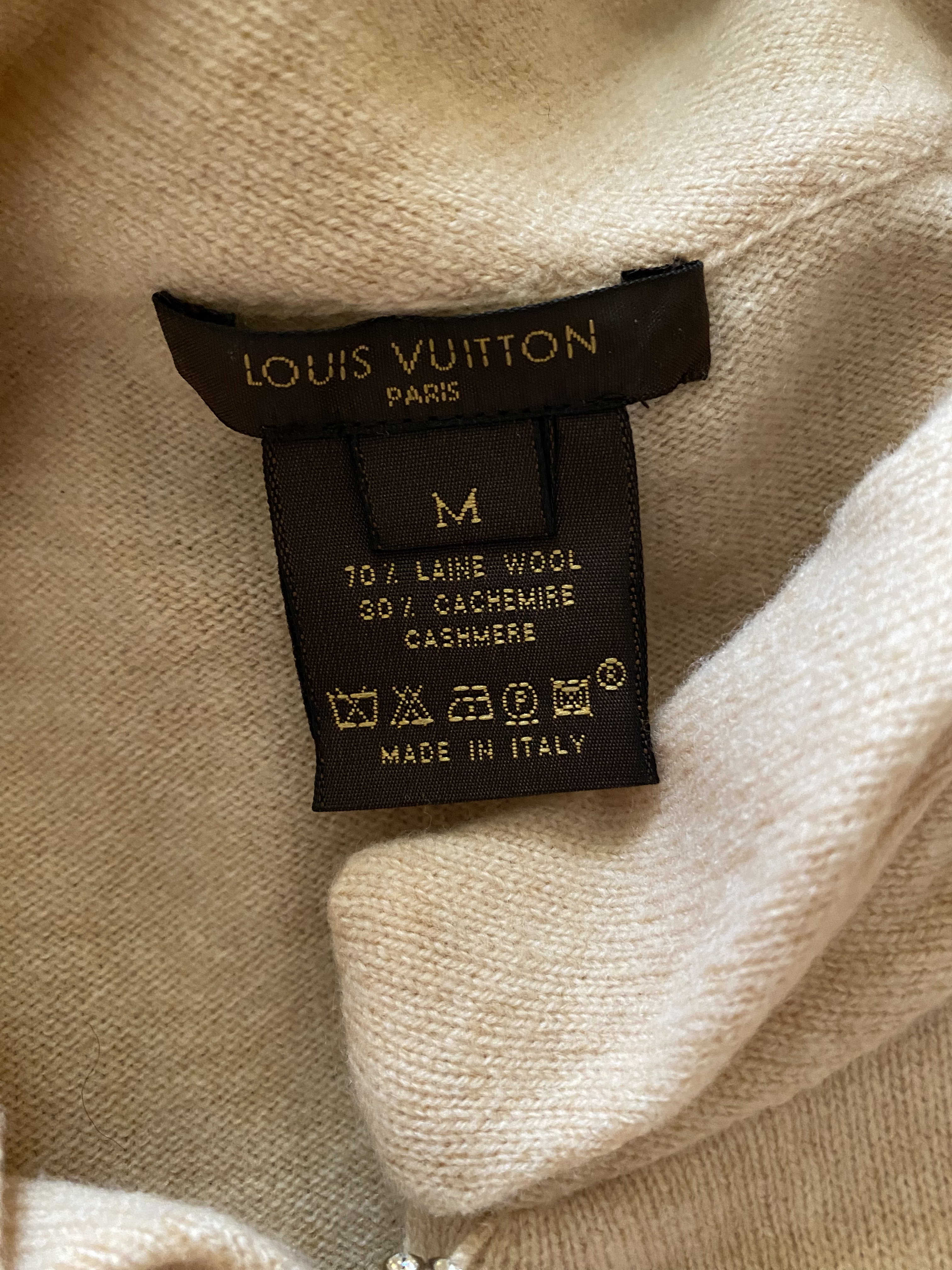Кардиган Louis Vuitton смотреть фото
