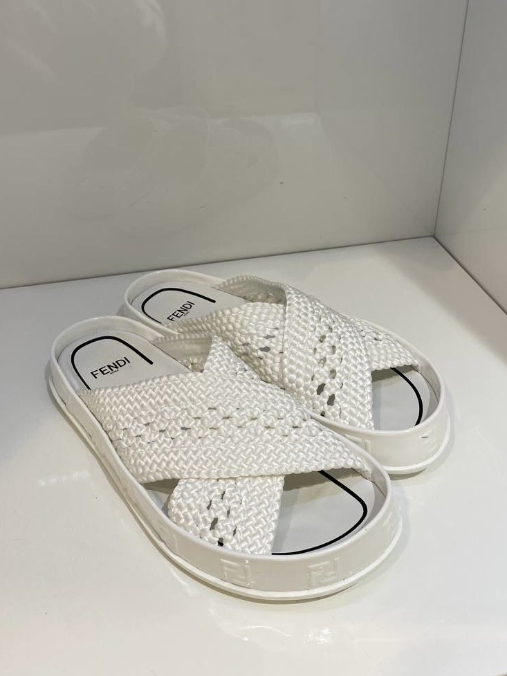 Шлёпки смотреть фото