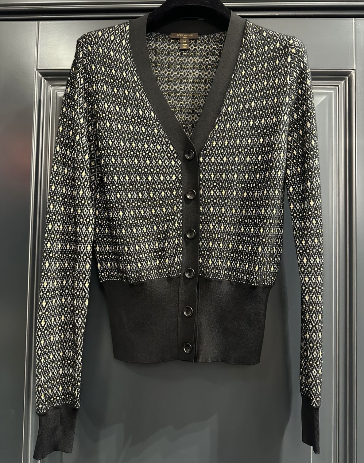 Кардиган Louis Vuitton смотреть фото