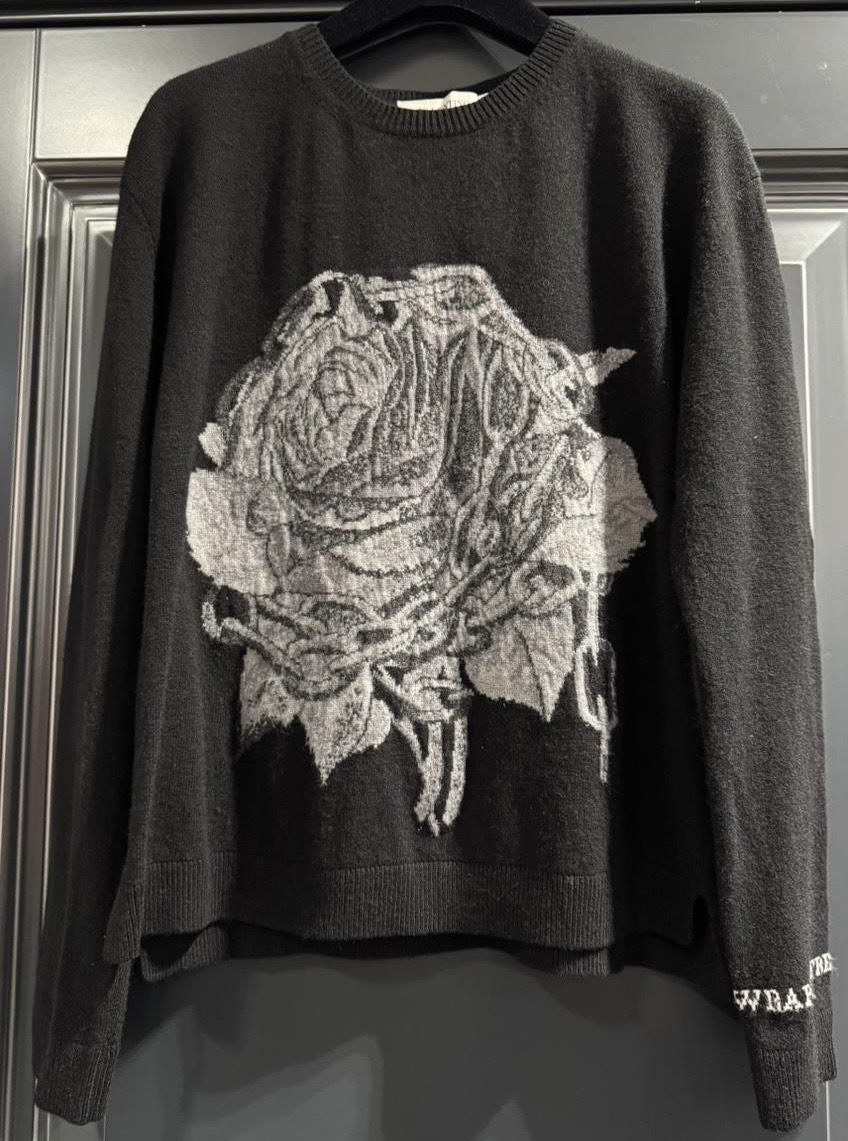 Свитер Valentino смотреть фото