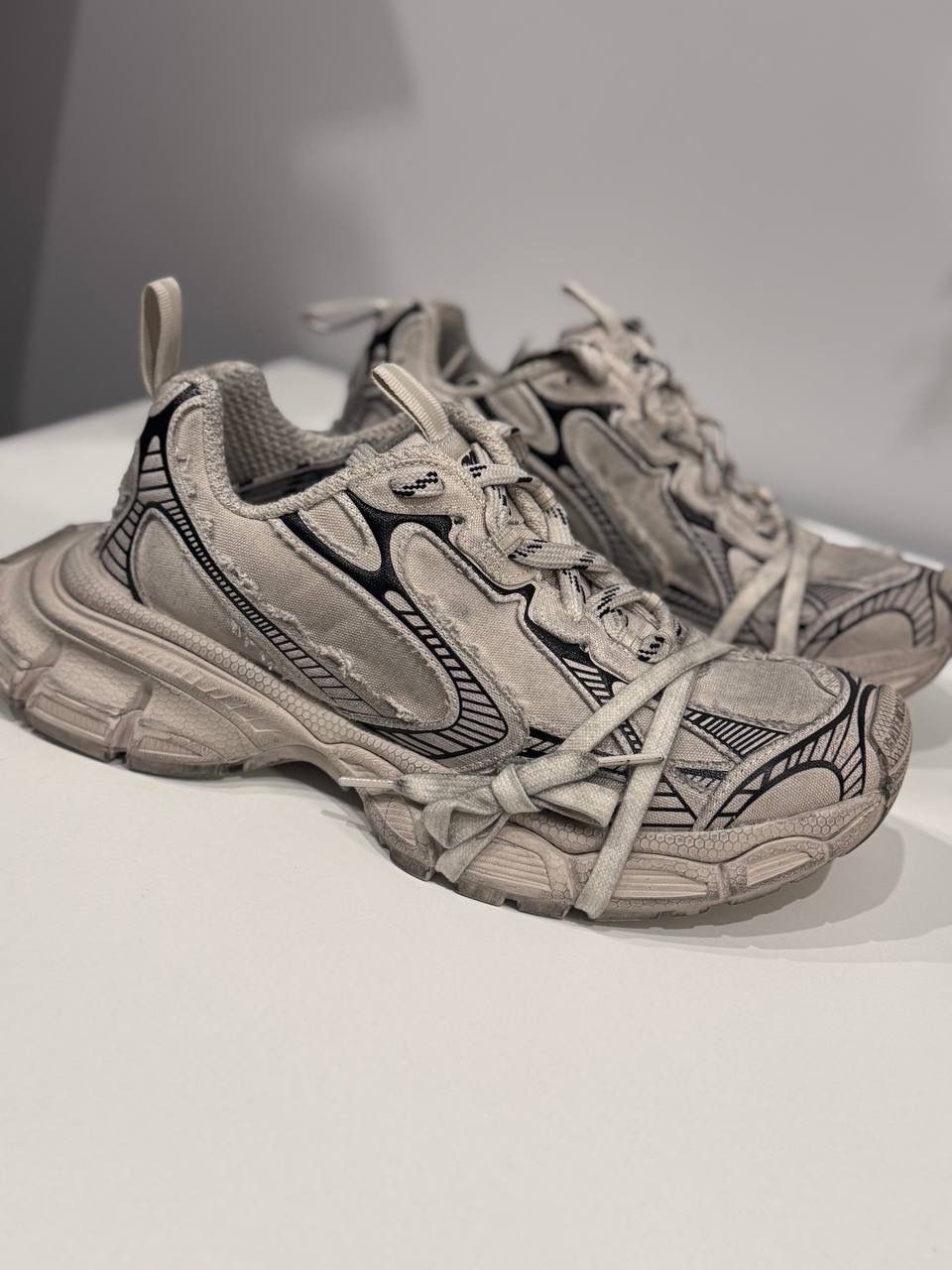 Кроссовки смотреть фото