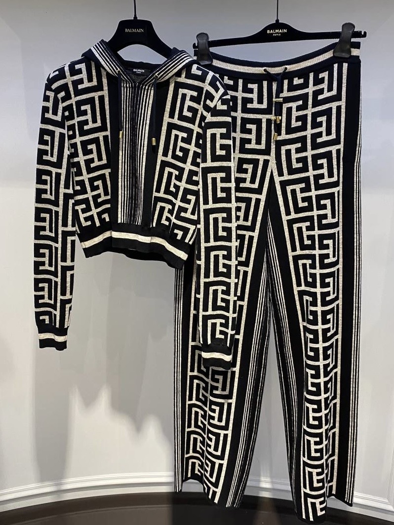 Костюм Balmain смотреть фото