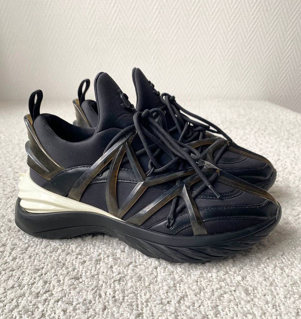 Кроссовки смотреть фото