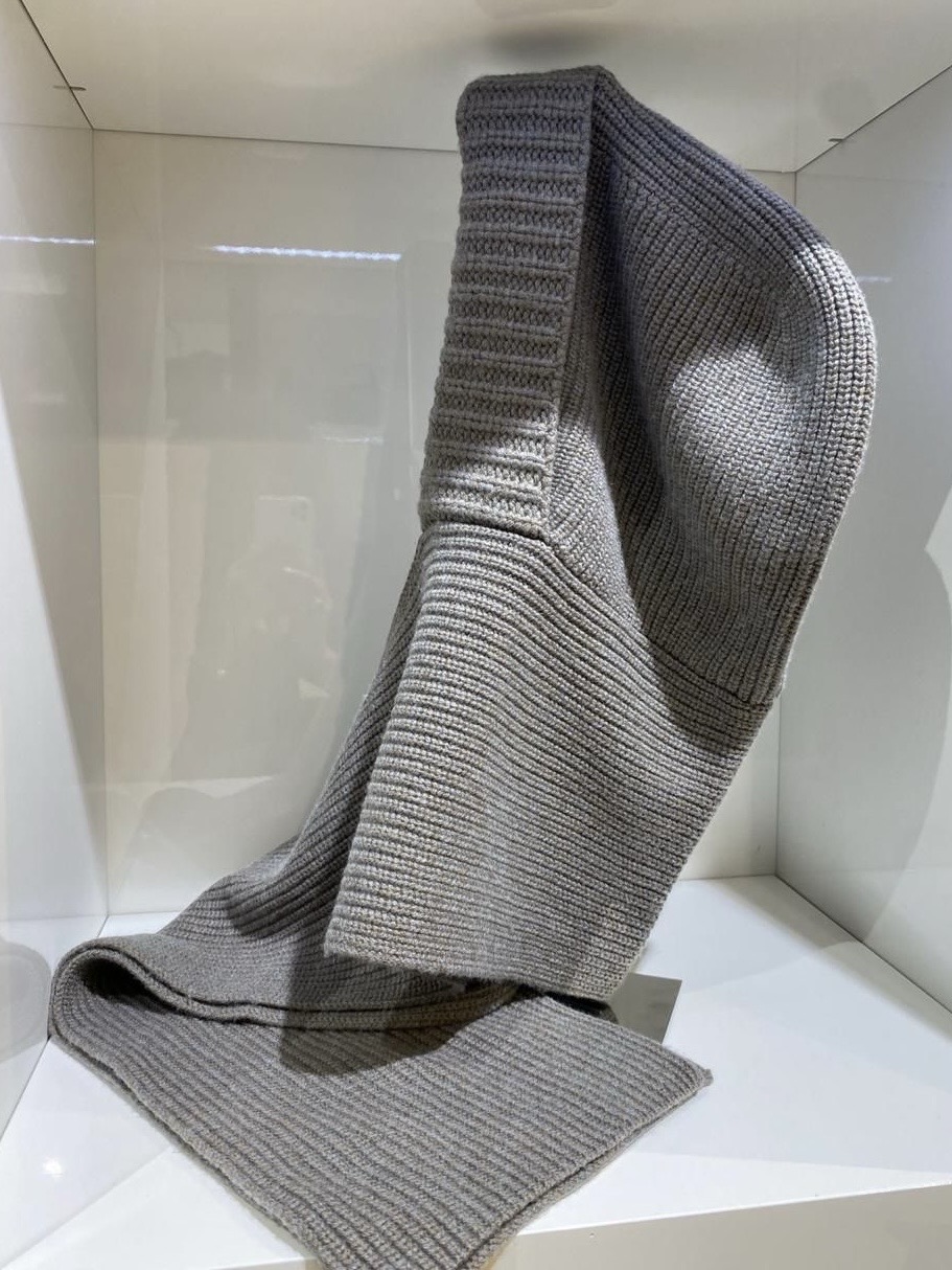 Капор Yves Salomon смотреть фото