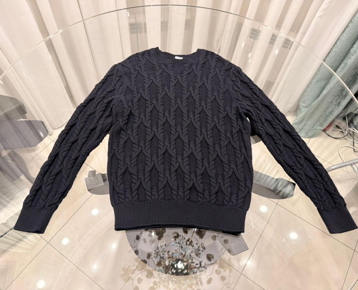 Кофта Loewe смотреть фото