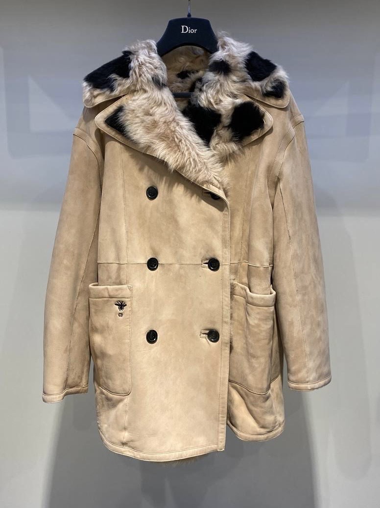 Дублёнка Christian Dior смотреть фото