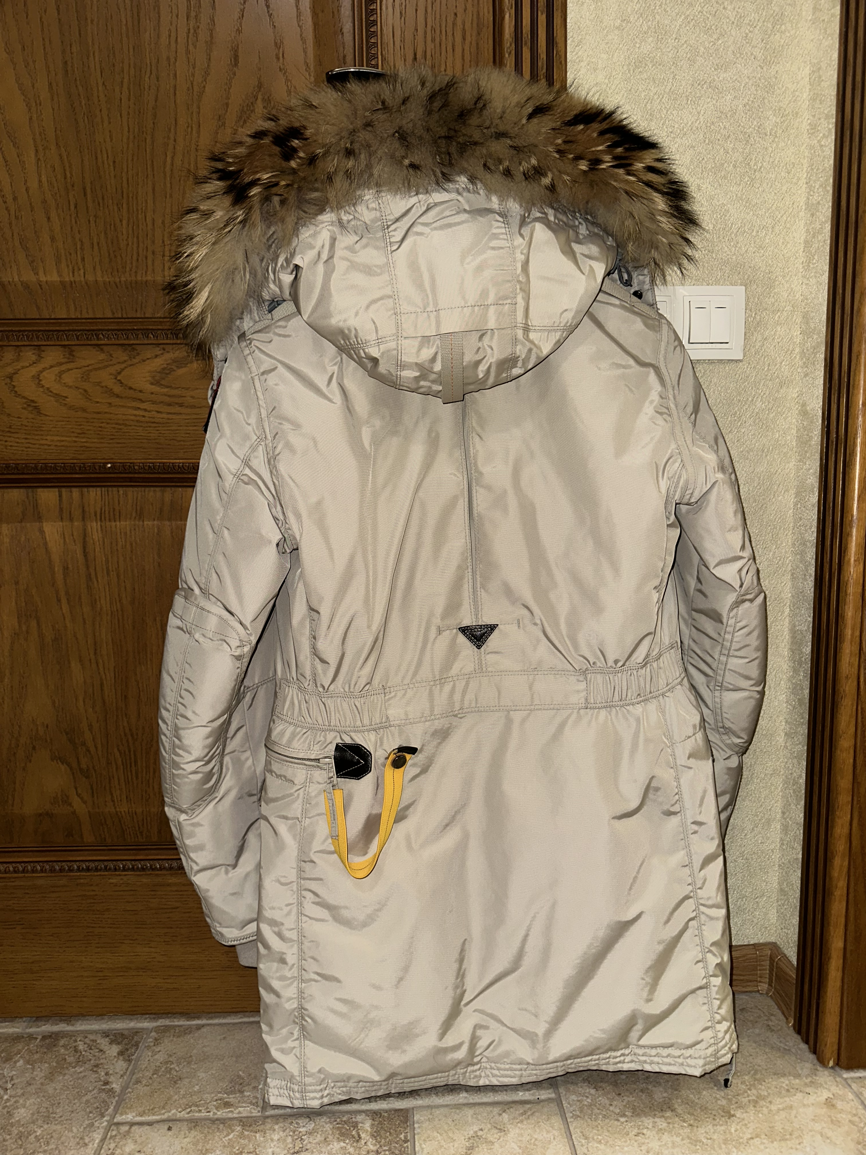 Парка с натуральным мехом смотреть фото