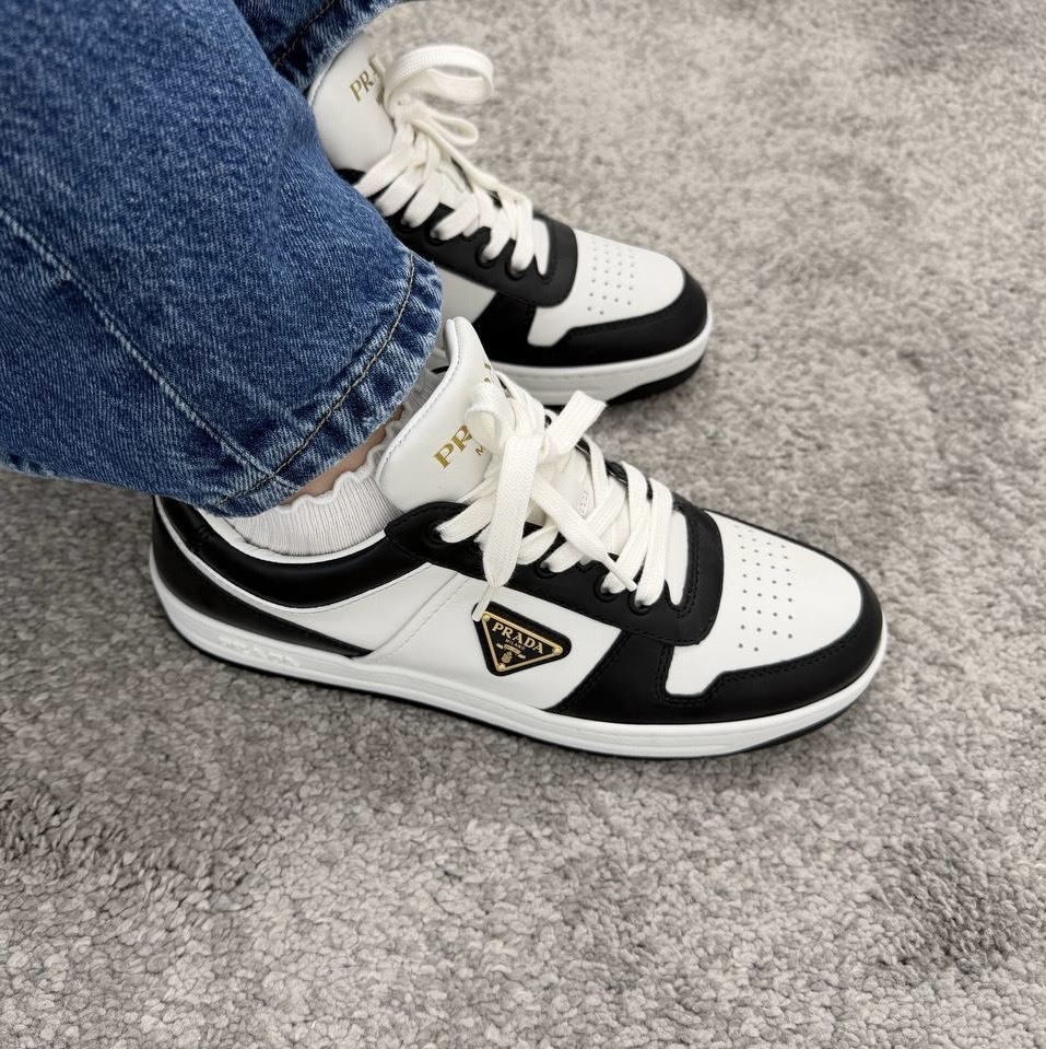 Кроссовки смотреть фото