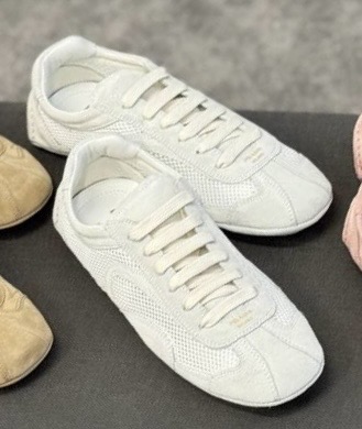 Кроссовки смотреть фото