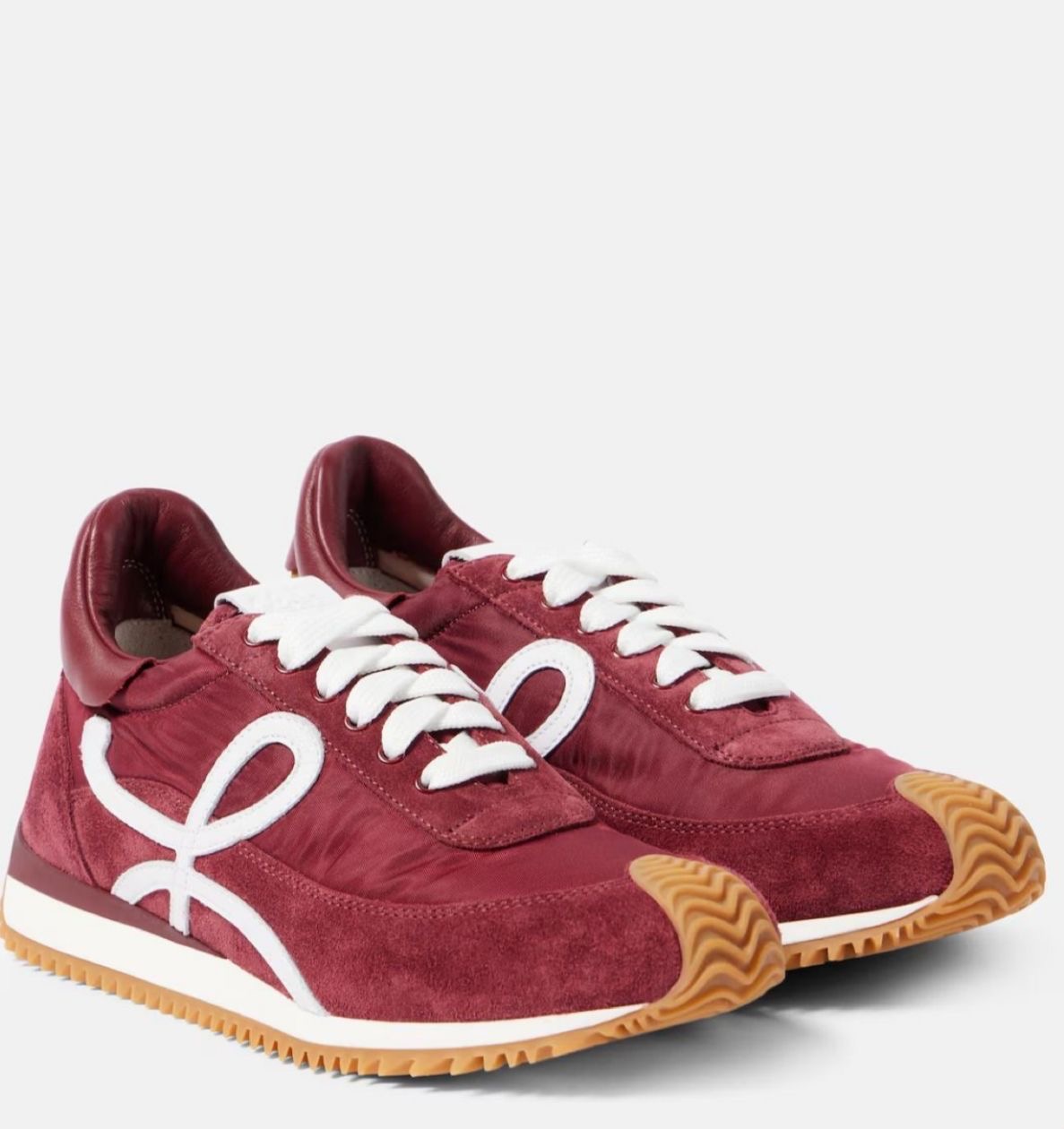 Кроссовки смотреть фото