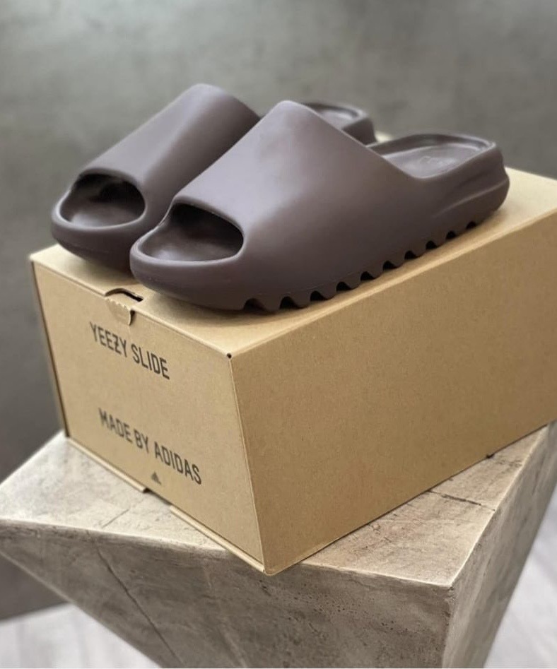 Шлёпки-слайдеры смотреть фото