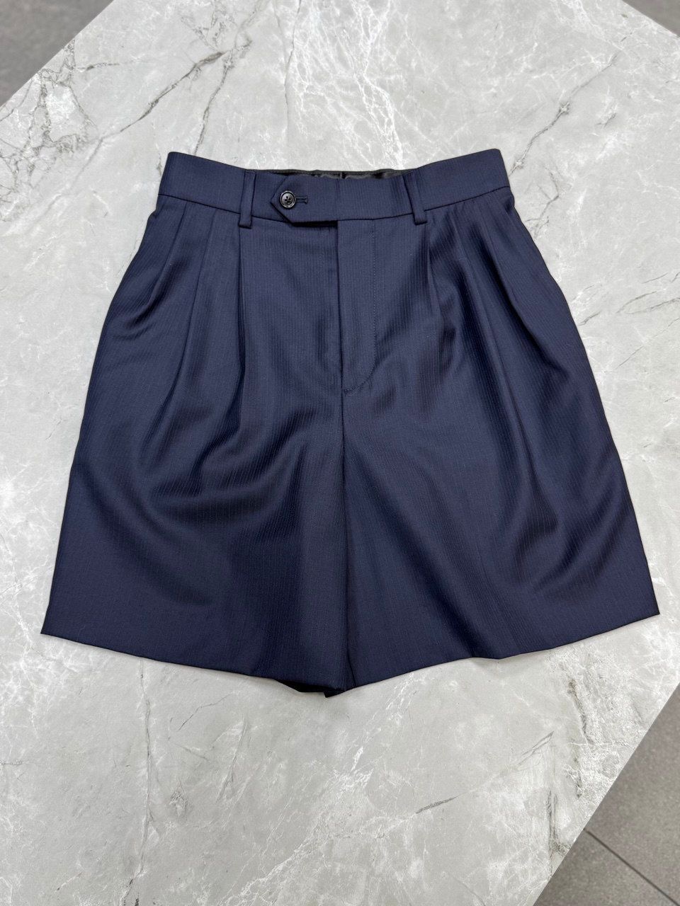 Шорты Celine смотреть фото