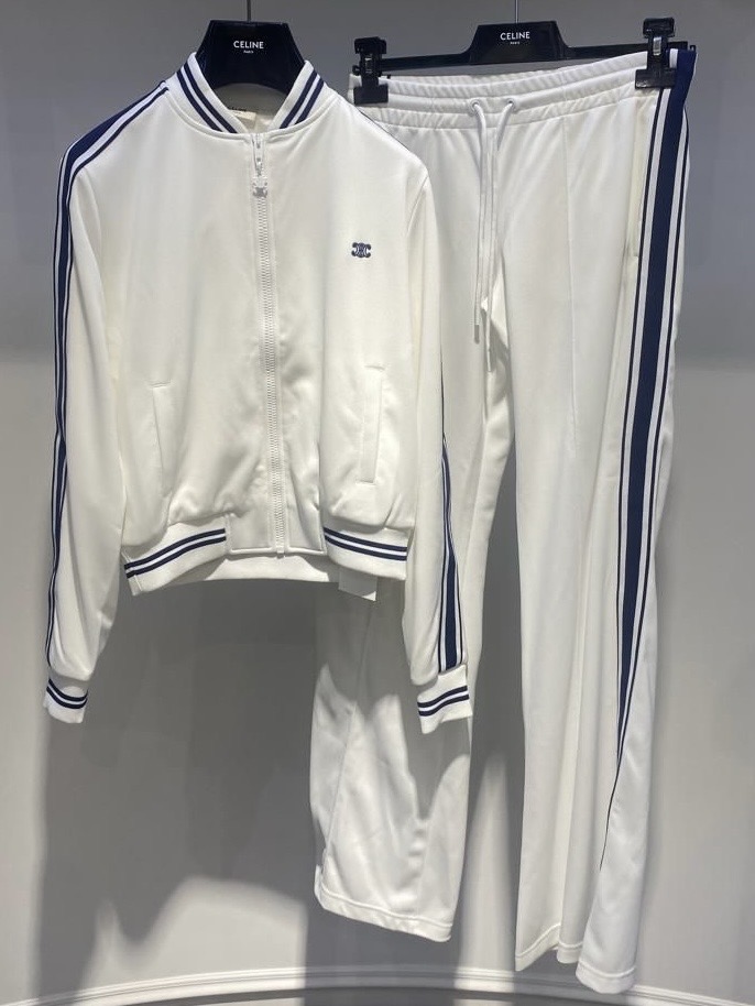 Спортивные костюмы смотреть фото