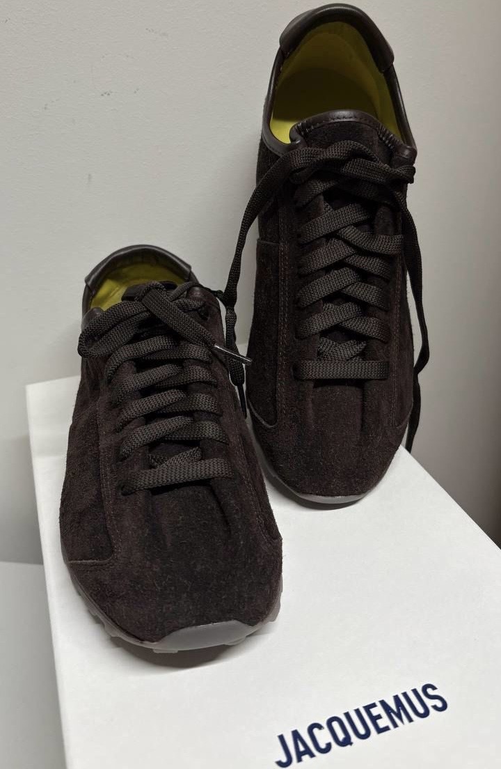 Кроссовки смотреть фото