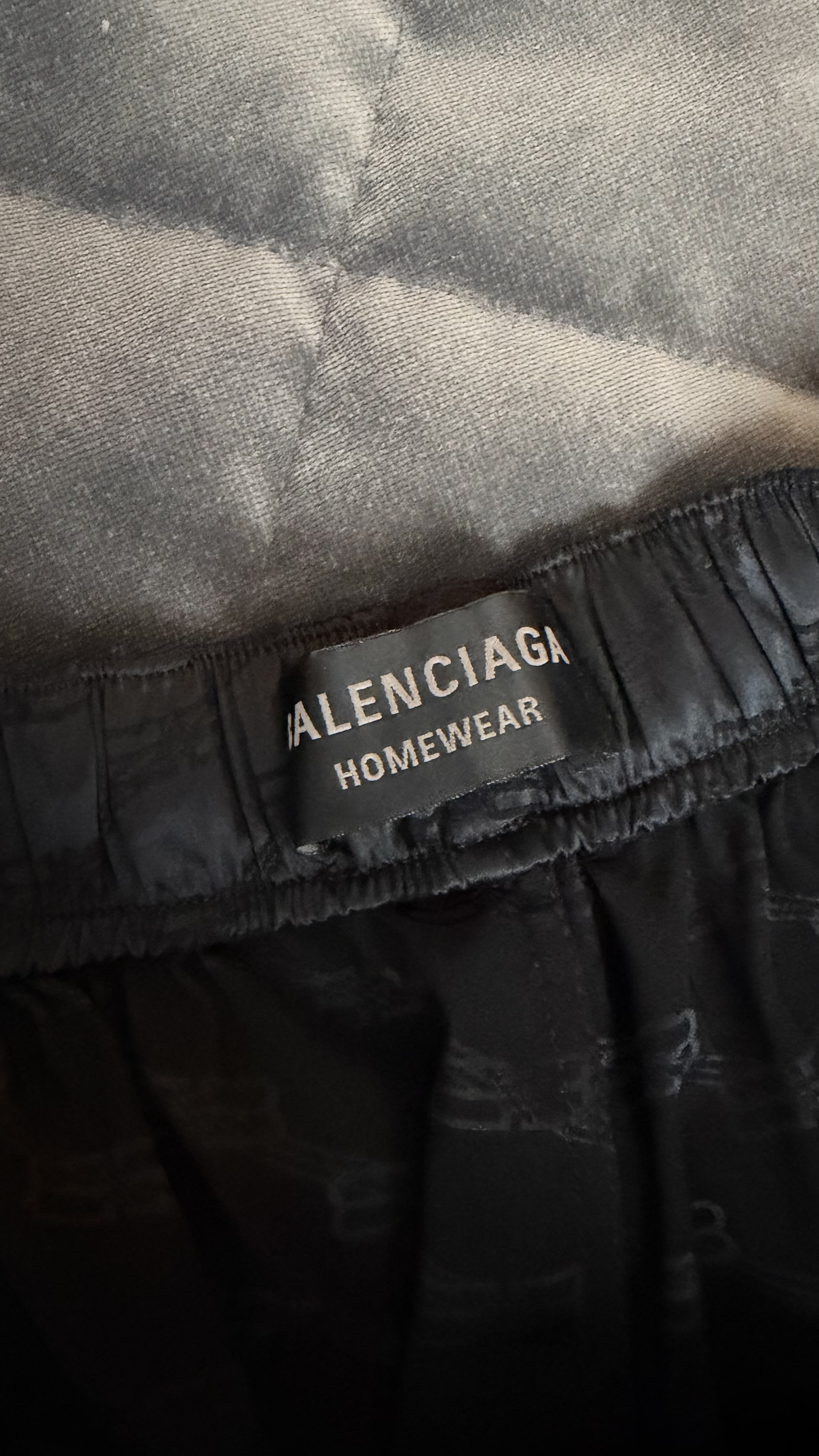 Брюки Balenciaga смотреть фото