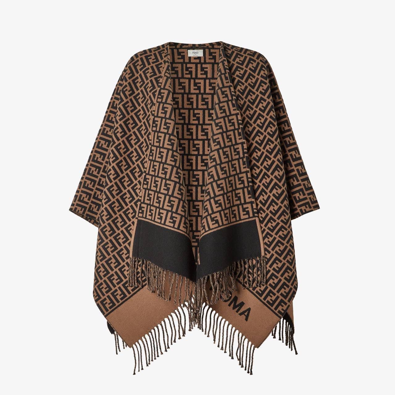Пончо-накидка Fendi смотреть фото