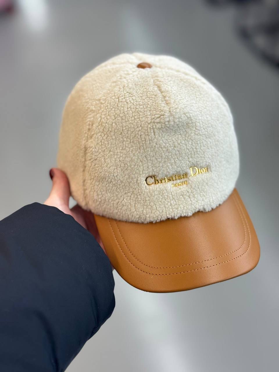 Кепка Christian Dior фото смотреть