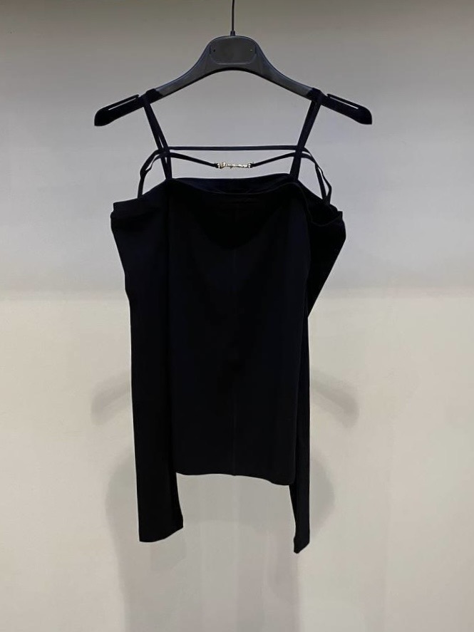 Топ Jacquemus смотреть фото