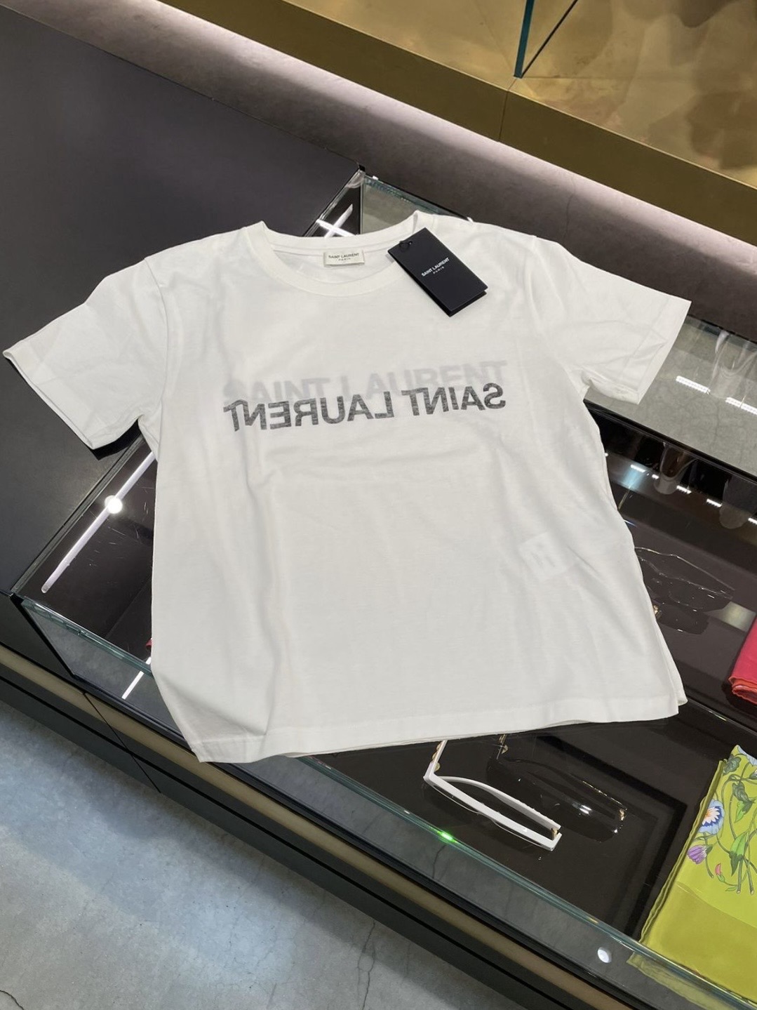 Футболка Saint Laurent смотреть фото