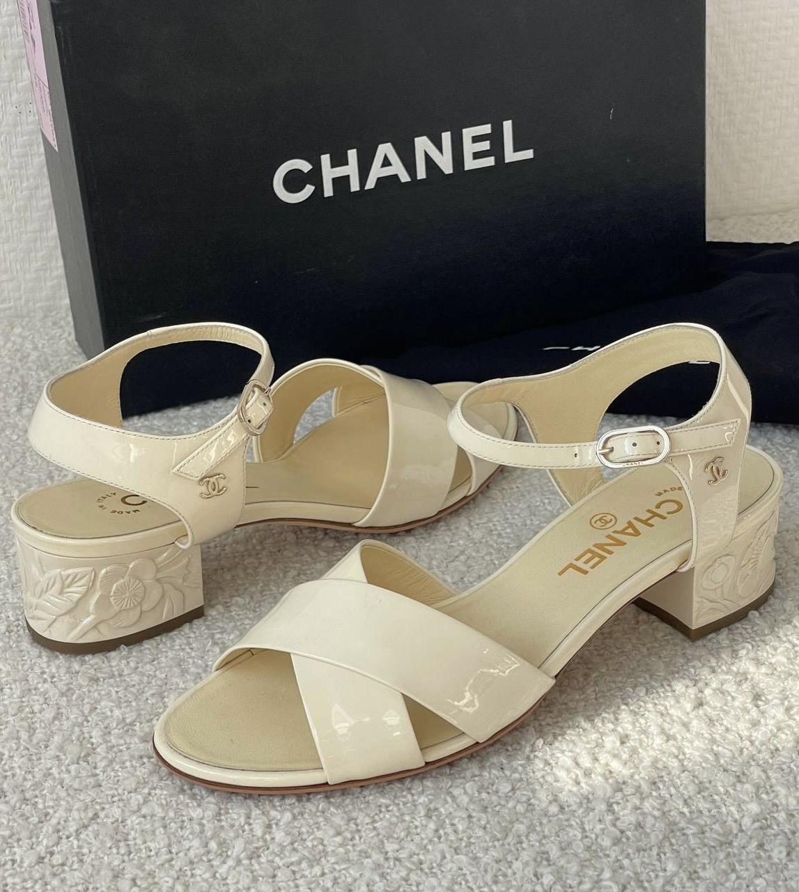 Босоножки смотреть фото