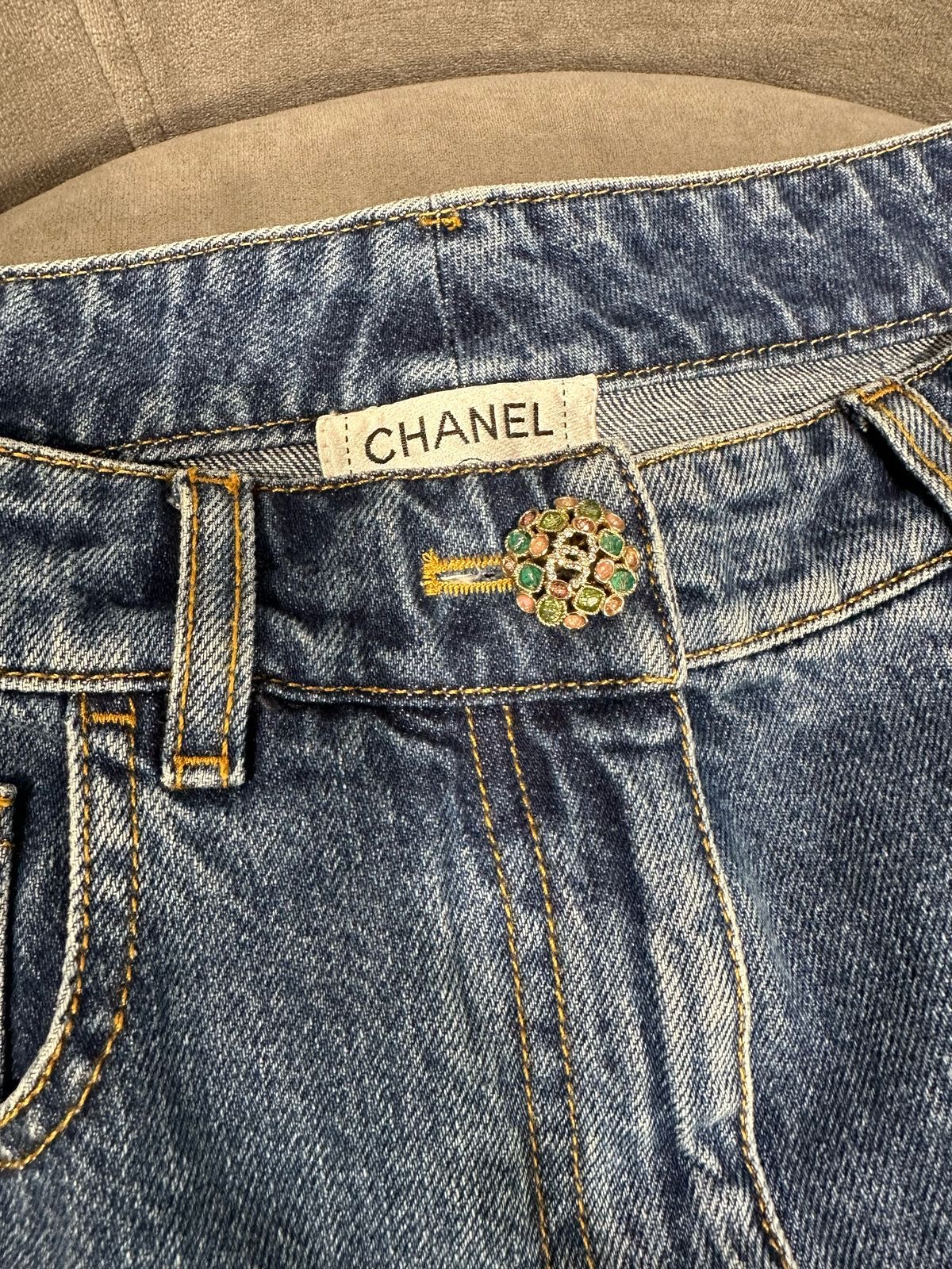 Джинсовые шорты Chanel смотреть фото