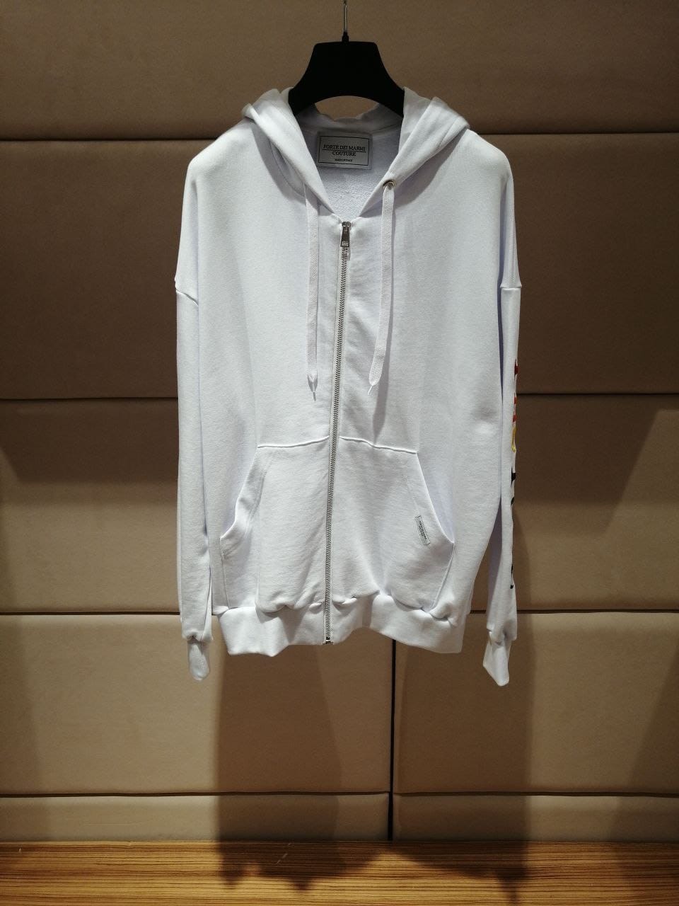 Спортивные кофты смотреть фото