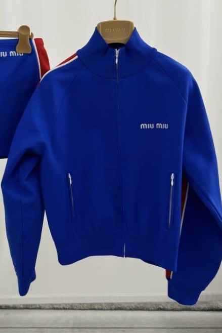 Кофта Miu Miu смотреть фото