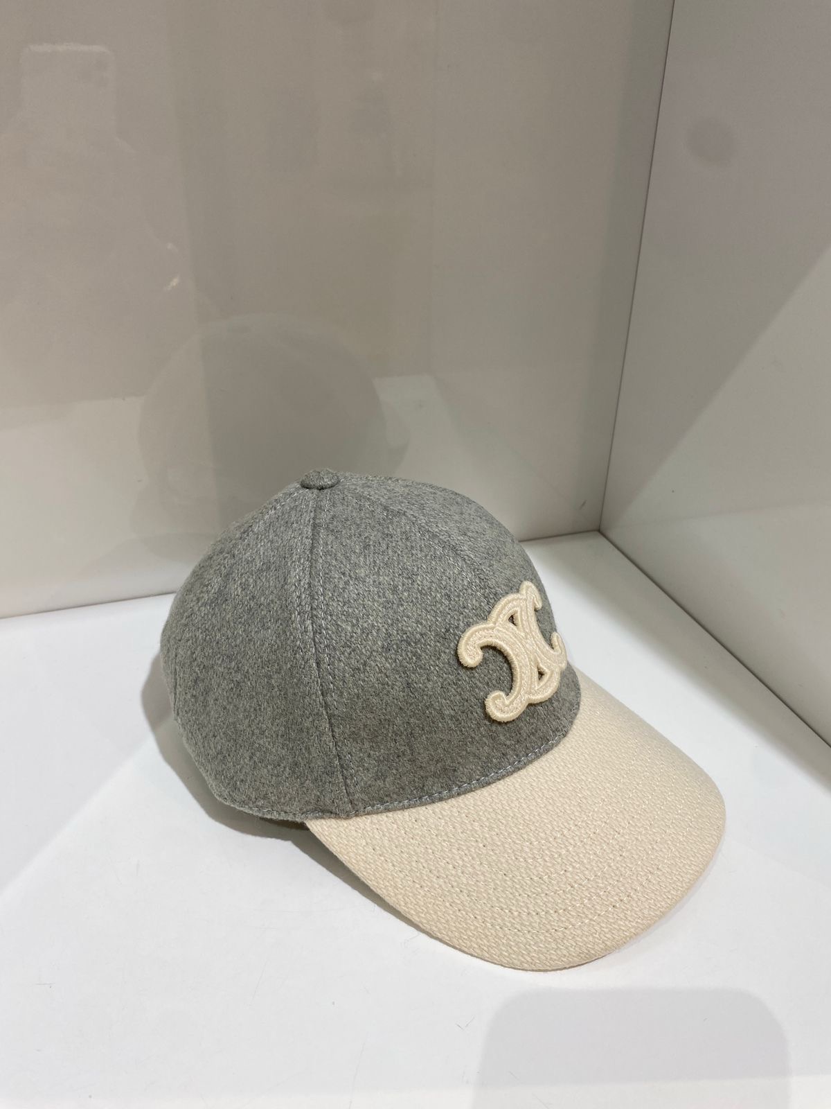 Кепка Celine фото смотреть