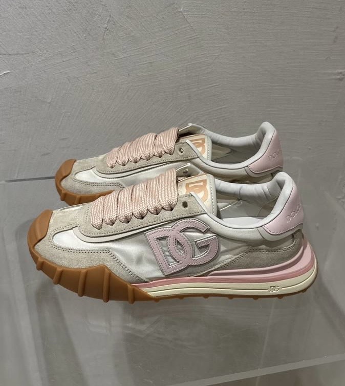 Кроссовки смотреть фото