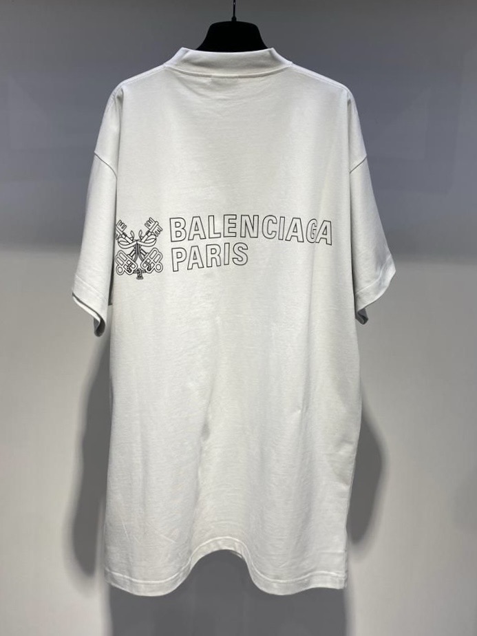 Футболка Balenciaga смотреть фото