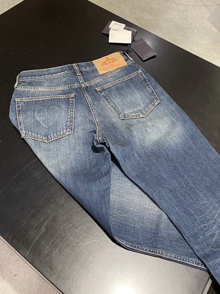 Джинсы Prada смотреть фото