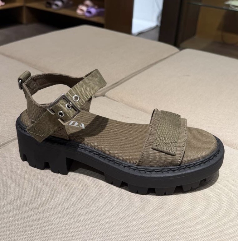 Сандалии смотреть фото