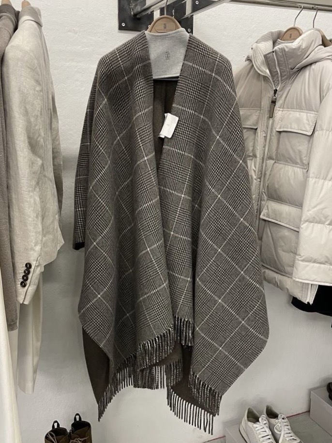 Пончо Brunello Cucinelli смотреть фото