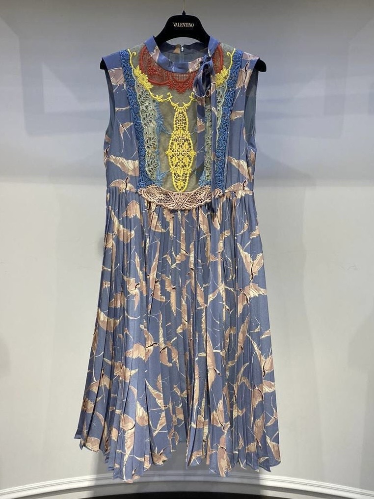Платье Valentino смотреть фото