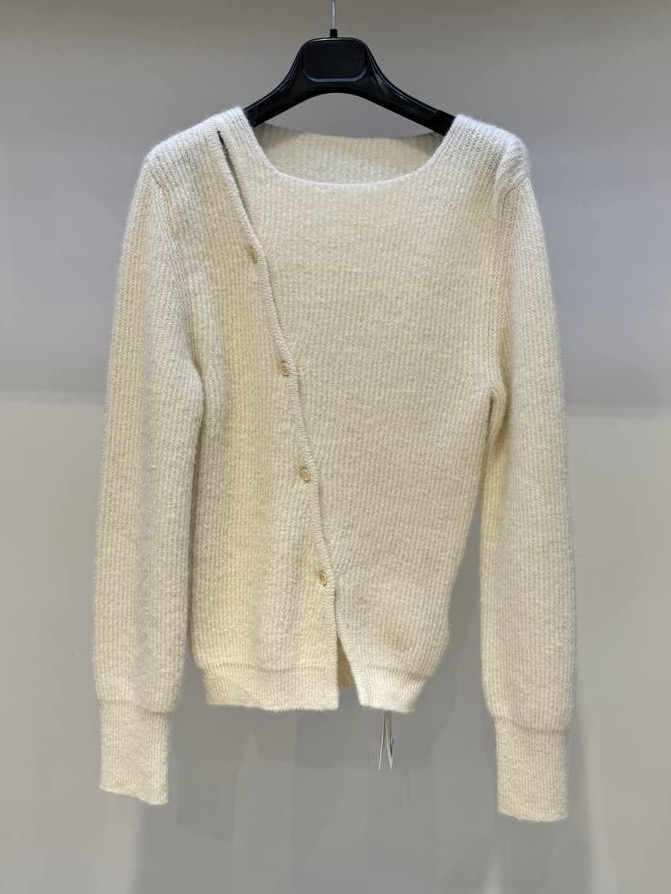 Свитер Jacquemus смотреть фото