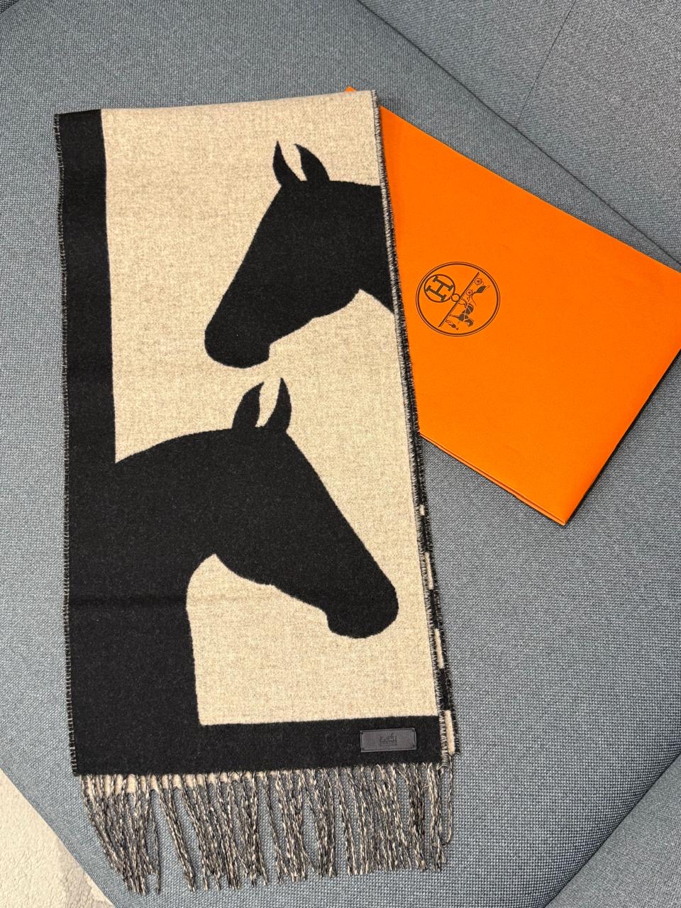 Шарф Шарф смотреть фото