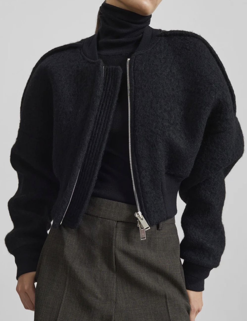 Бомбер смотреть фото