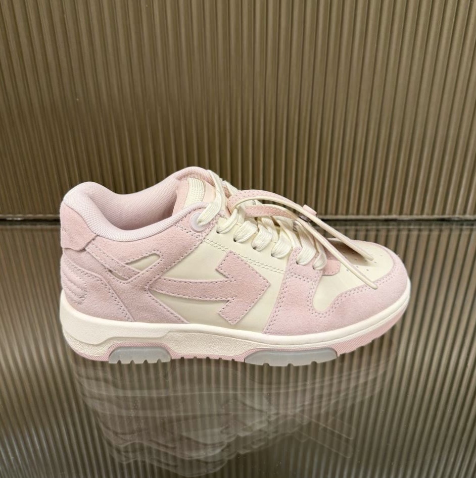 Кроссовки смотреть фото