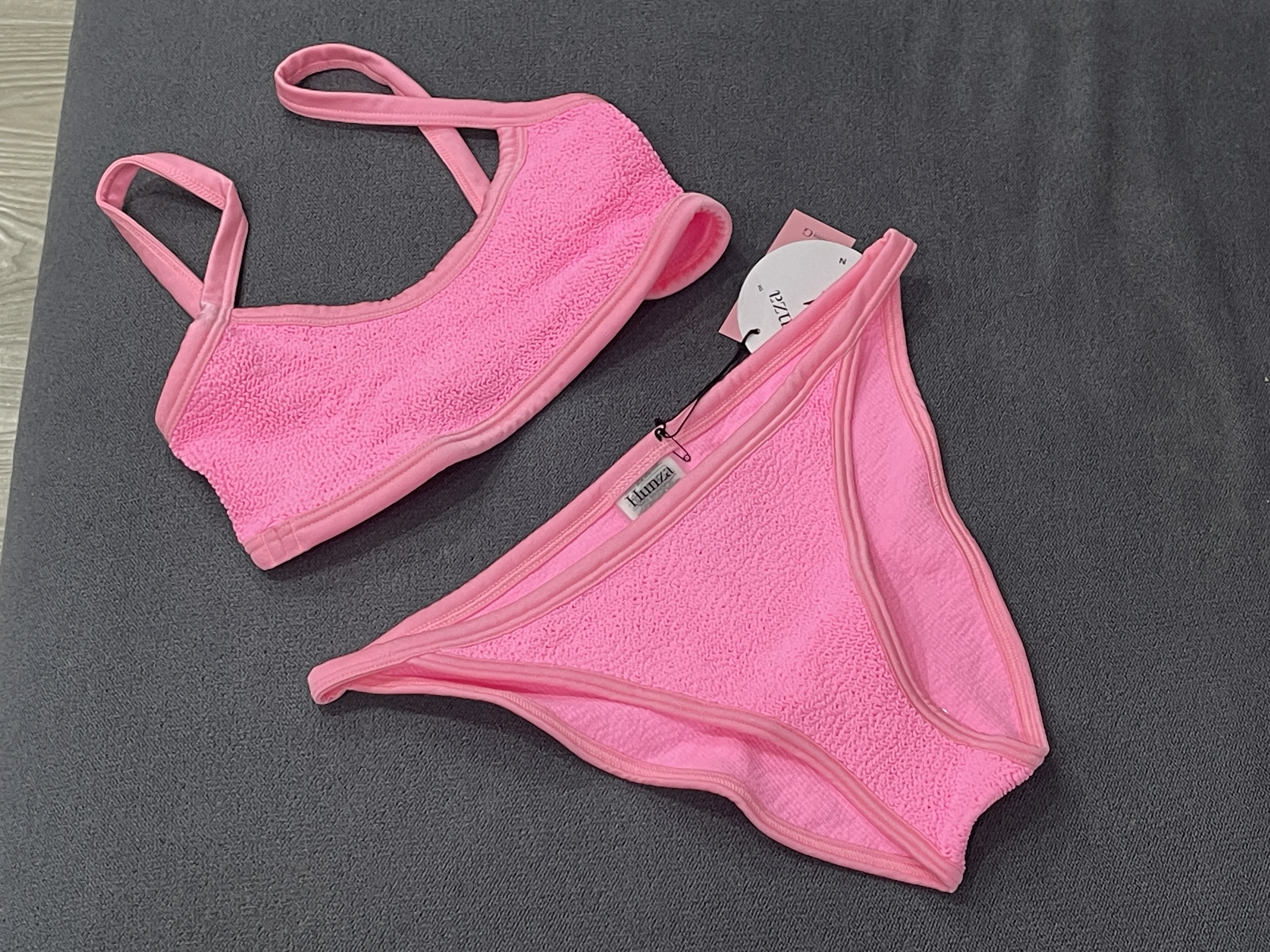 Купальник Hunza G смотреть фото