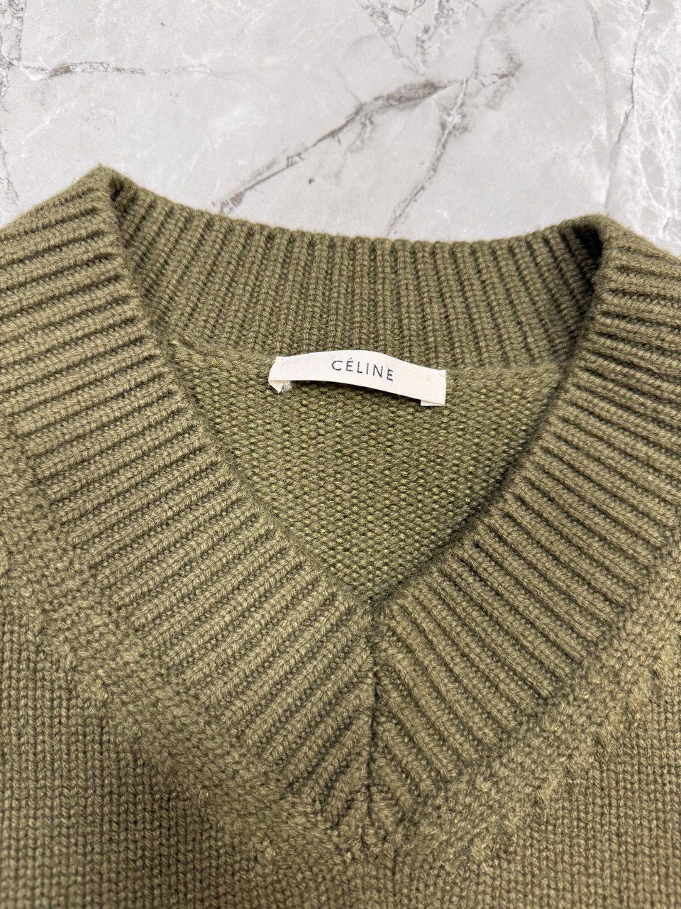 Свитер Celine смотреть фото