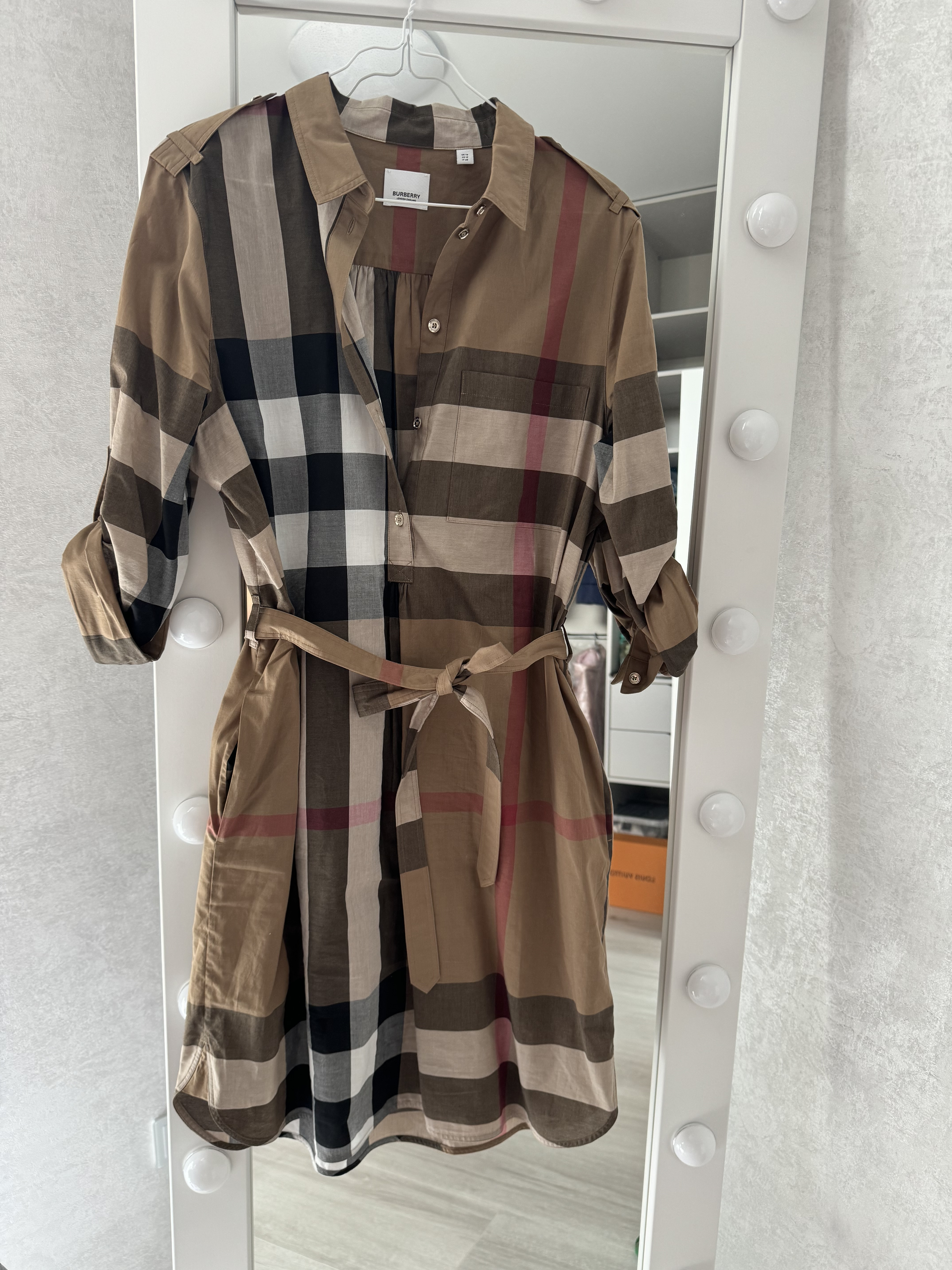 Платье Burberry смотреть фото