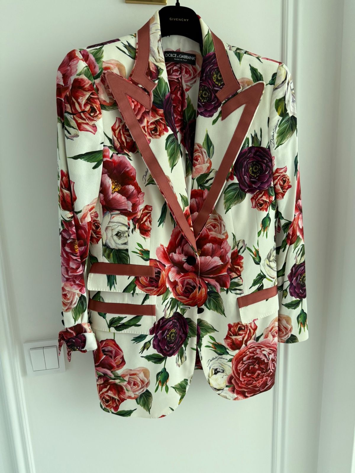 Жакет Dolce & Gabbana смотреть фото
