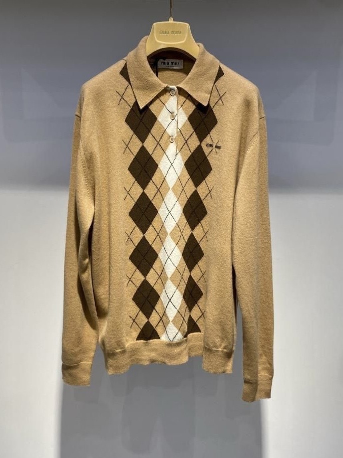 Кофта Miu Miu смотреть фото