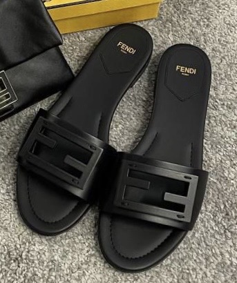 Шлёпки смотреть фото