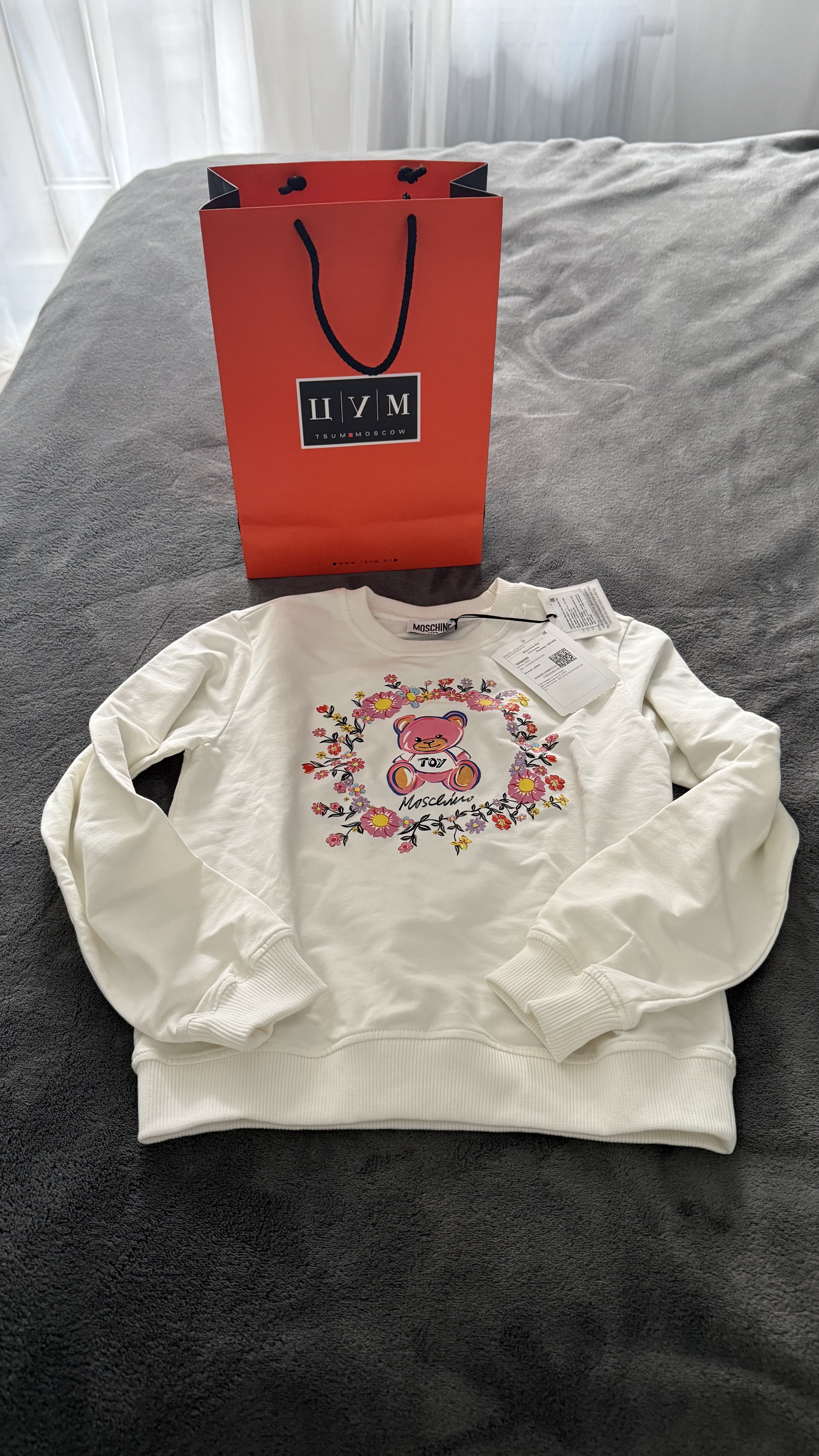 Свитшот на девочку Moschino смотреть фото